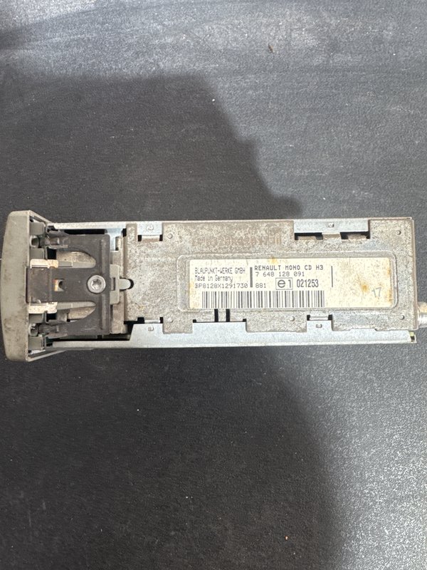 Radio Renault Twingo I 7648128091
