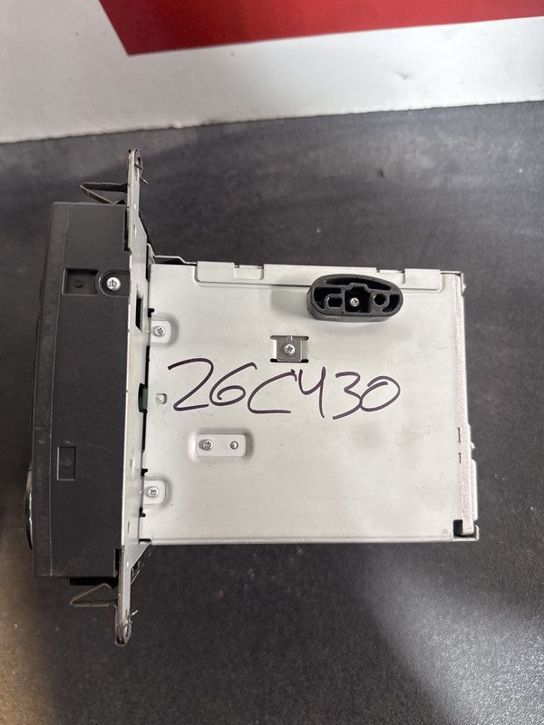 Radio Mercedes W203 A2038705089