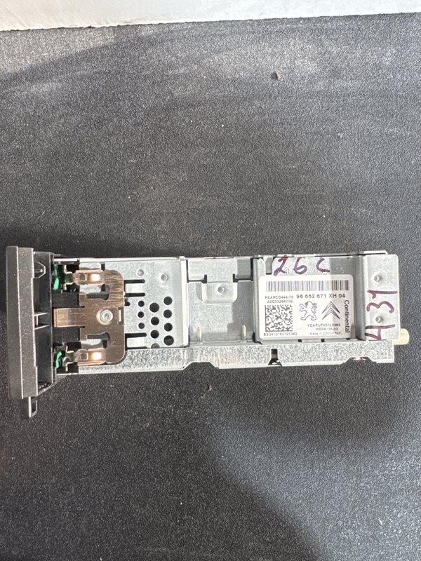 Radio peugeot 308 I 96662671XH