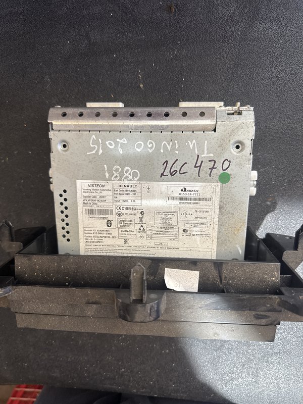 Radio Renault Twingo III 281153690R