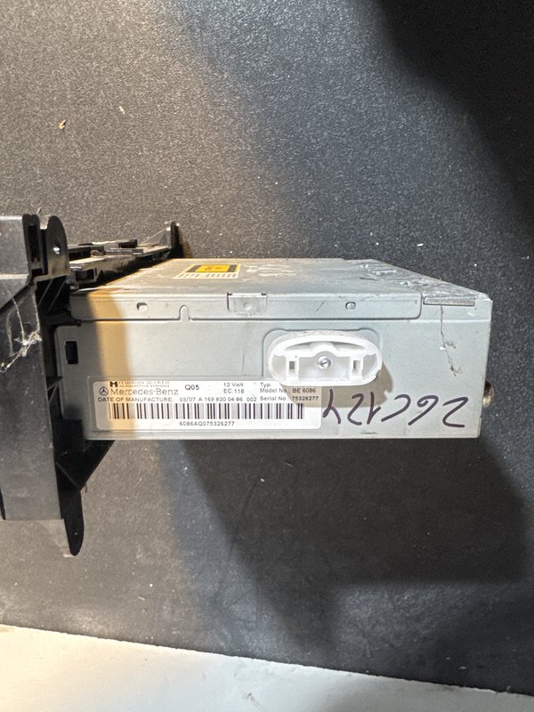 Radio Mercedes W169 A1698200486