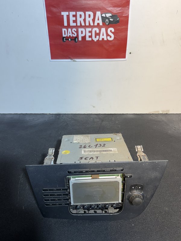 Radio Seat Leon 1P 1P1035152