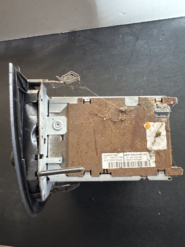 Radio Seat Leon 1P 1P1035152