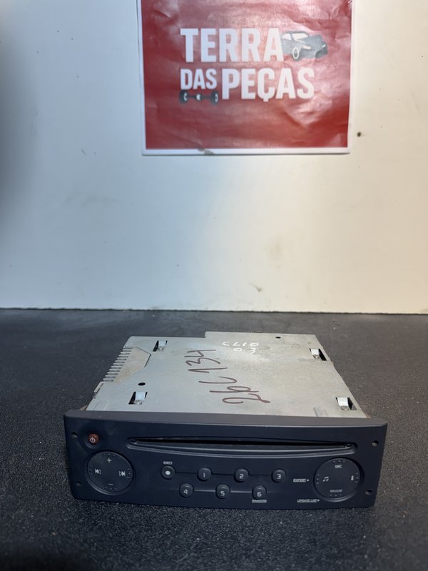 Radio Renault Clio II 8200409475