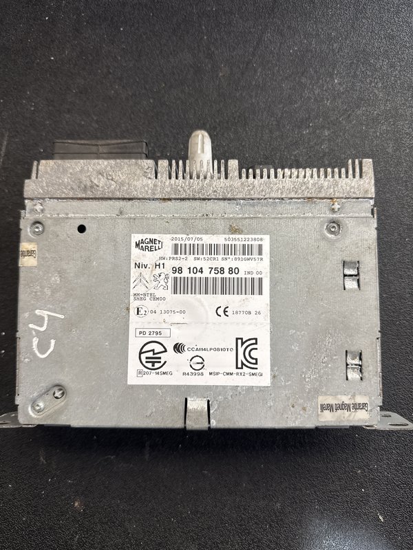 Radio Peugeot 308 II 9810475880