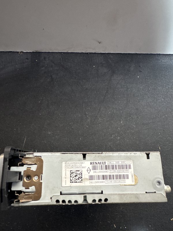 Radio Renault 821150030R