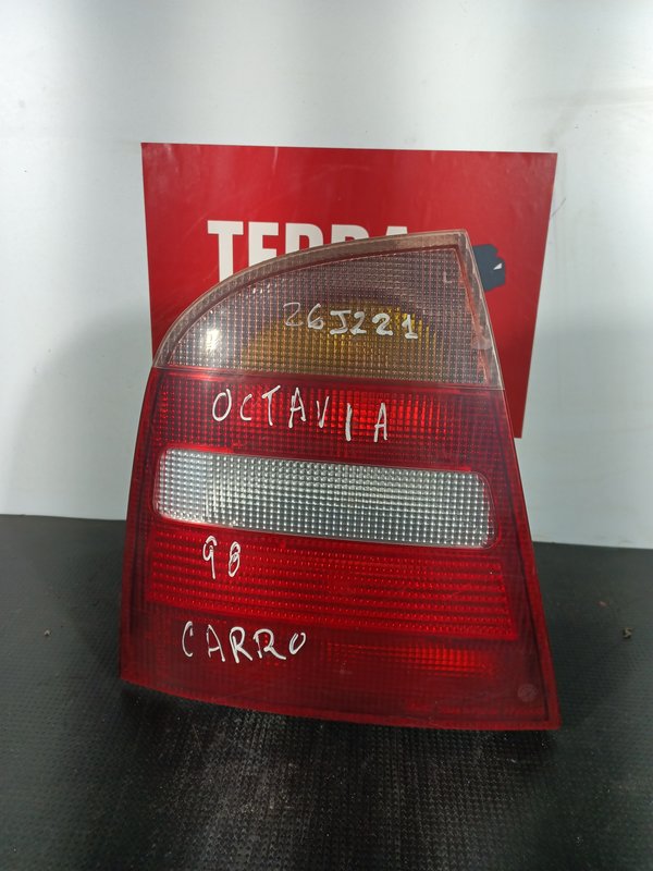 Farolim Trazeiro SKODA OCTAVIA I ESQ 1U6945111