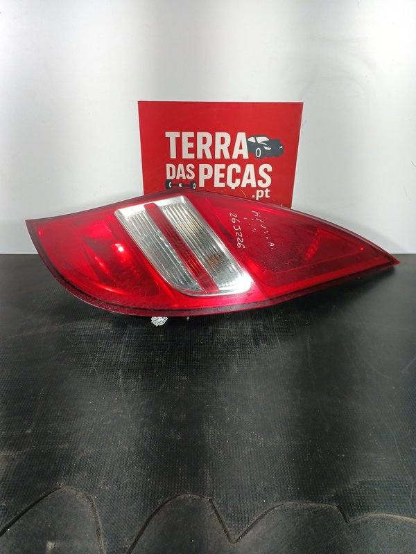 Farolim Trazeiro HYUNDAI I30 I DIREITO 92402-2R0