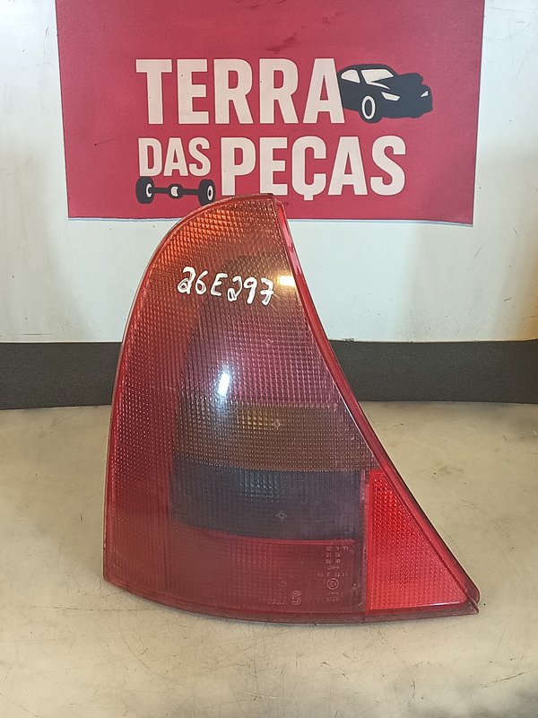 Farolim Renault Clio II ESQUERDO 7700410515