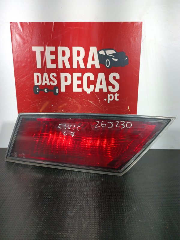 Farolim Trazeiro HONDA CIVIC VIII MALA DIR 226-16721