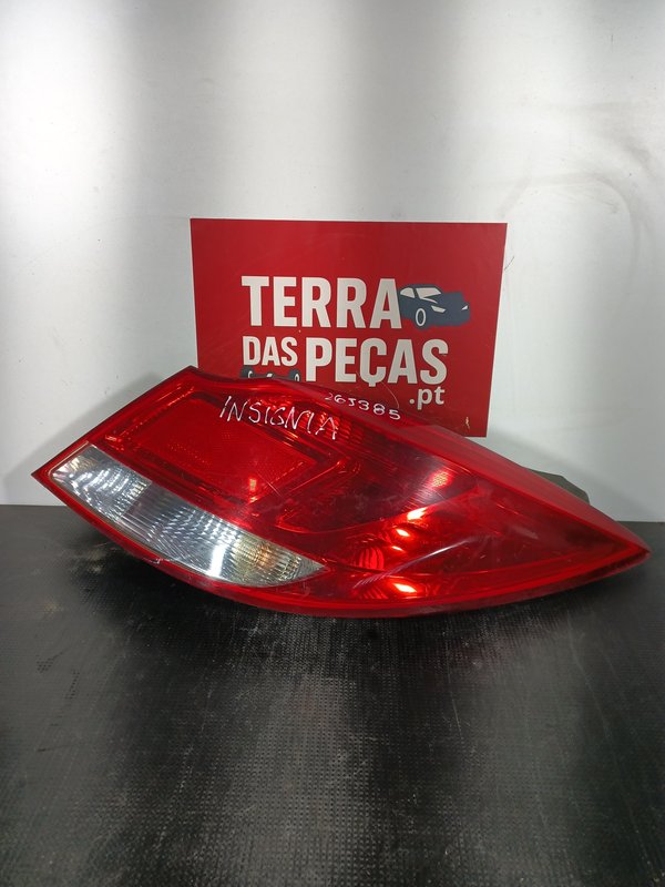 Farolim Trazeiro OPEL INSIGNIA A DIR 13226837AX