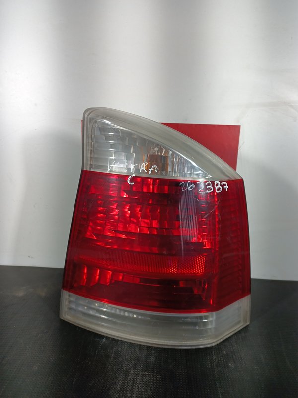 Farolim Trazeiro OPEL VECTRA C DIR 13131002