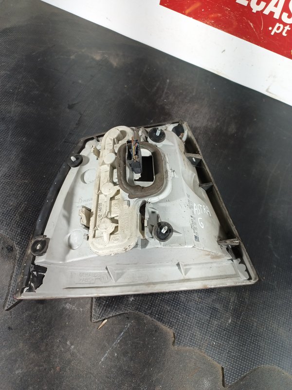 Farolim Trazeiro OPEL ASTRA G DIR 90521543