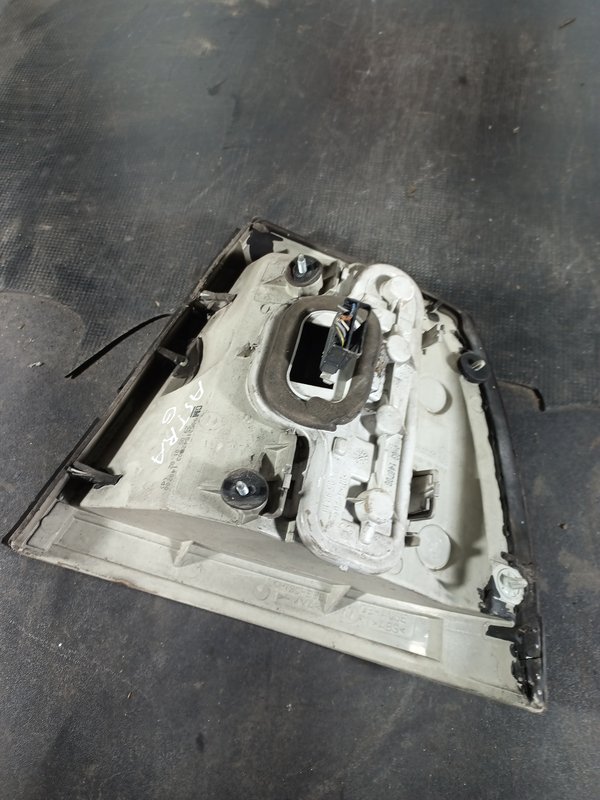 Farolim Trazeiro OPEL ASTRA G ESQ 9052154203