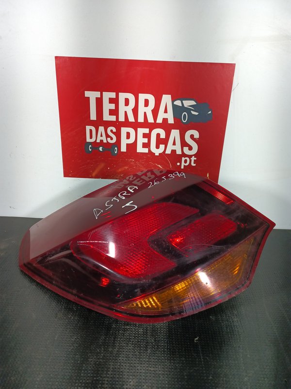 Farolim Trazeiro OPEL ASTRA J ESQ 13306459