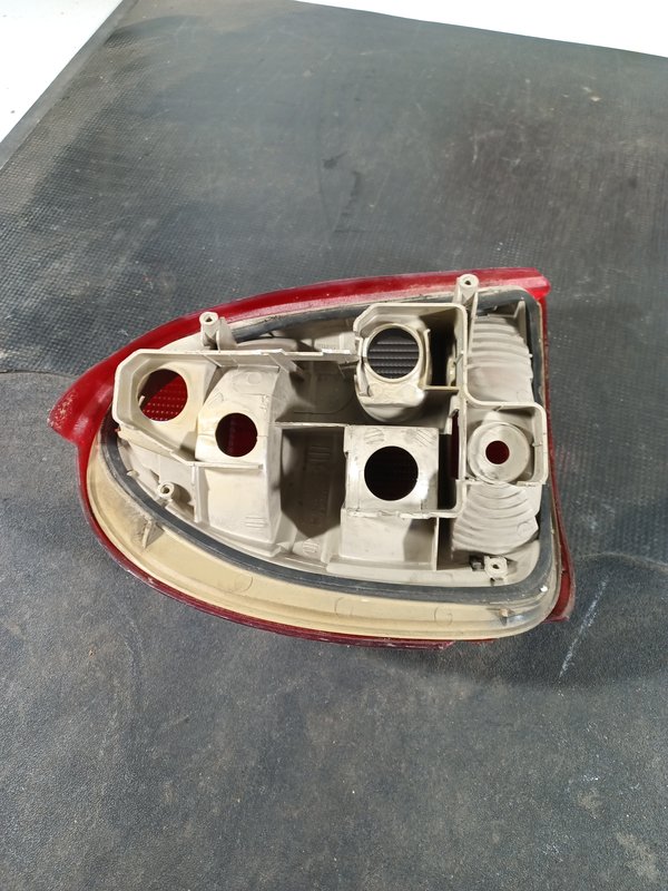 Farolim Trazeiro OPEL CORSA B DIR GM45022