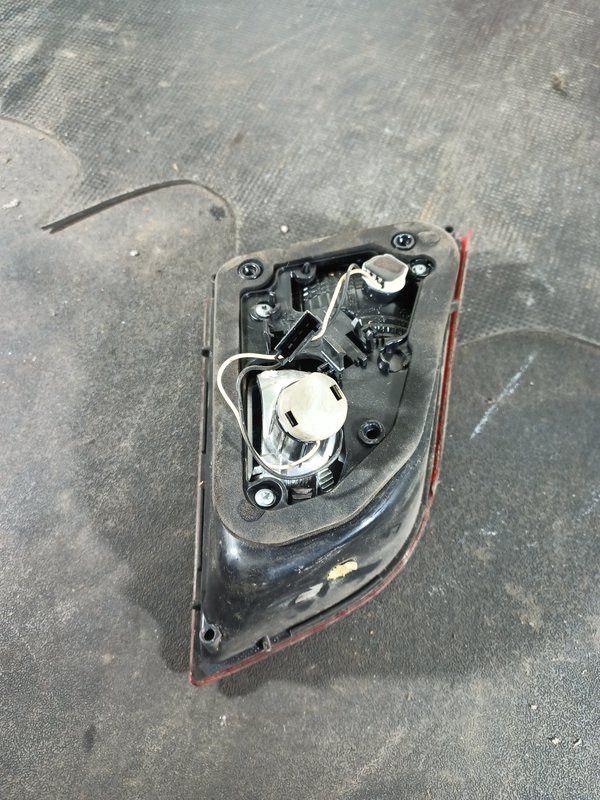 Farolim Trazeiro OPEL ASTRA J MALA INTERIOR 13314053