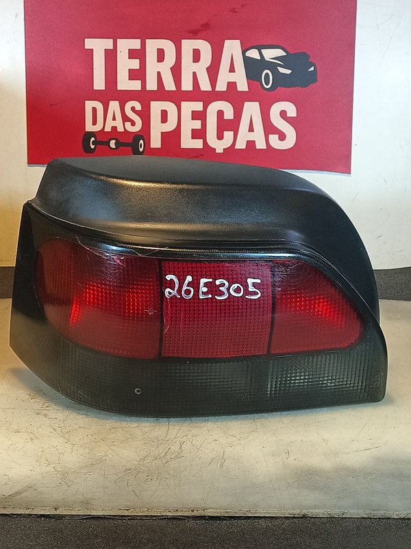 Farolim Renault Clio I ESQUERDO 7700827551 Danificado