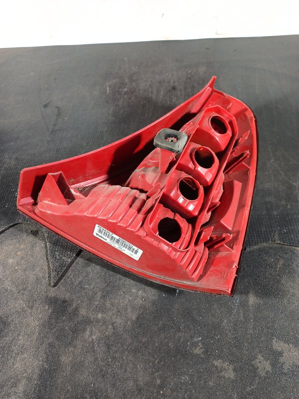 Farolim Trazeiro RENAULT CLIO II ESQ 8200071413