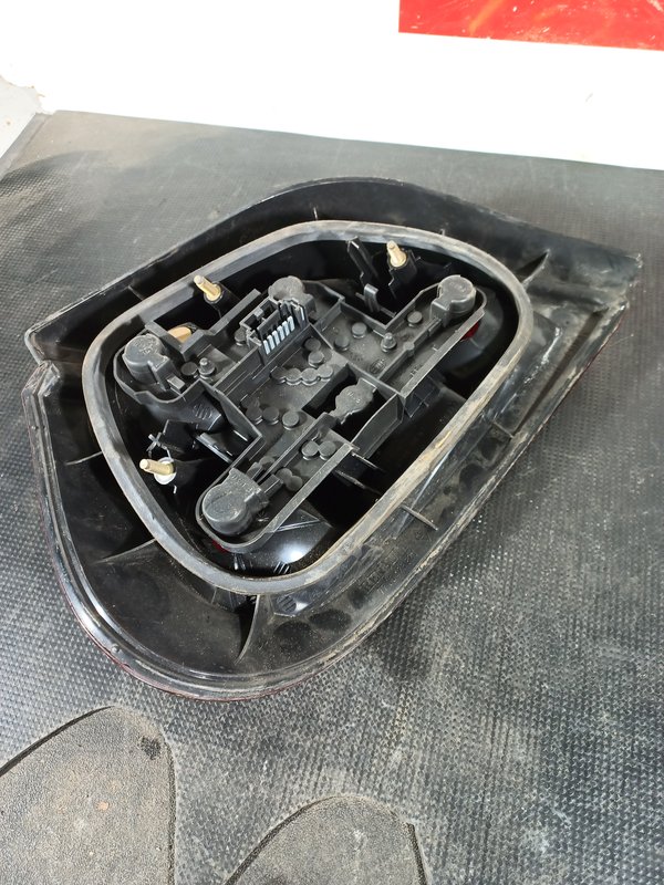 Farolim Trazeiro RENAULT MEGANE I DIR 7700428321