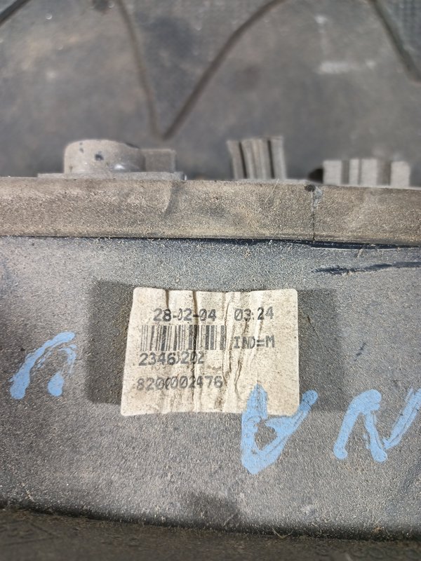 Farolim Trazeiro RENAULT LAGUNA II MALA DIR 8200002476