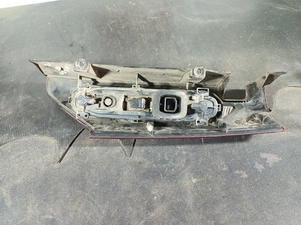 Farolim Trazeiro RENAULT KANGOO II ESQ 8200419941