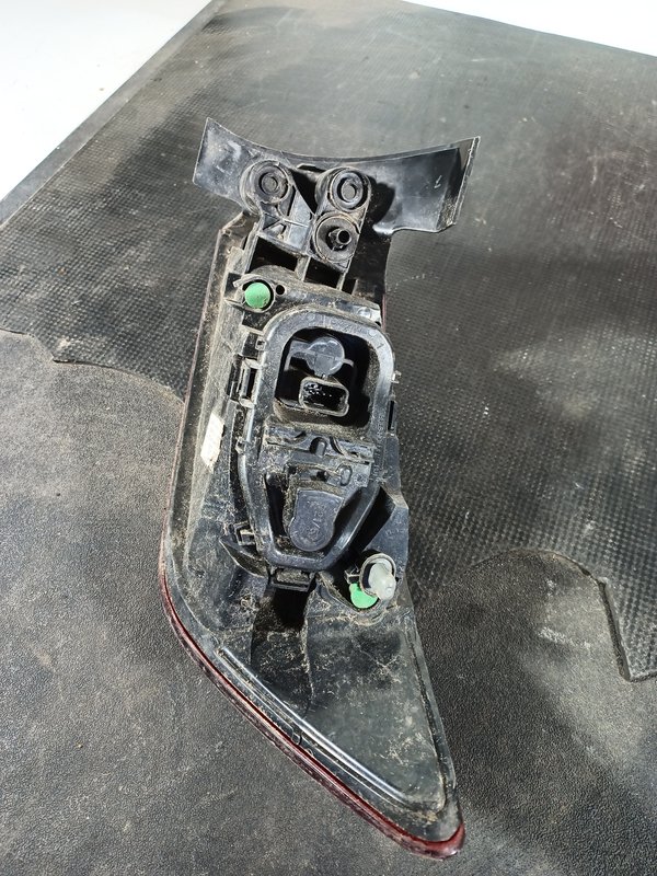 Farolim Trazeiro RENAULT CLIO IV ESQ 265554091R