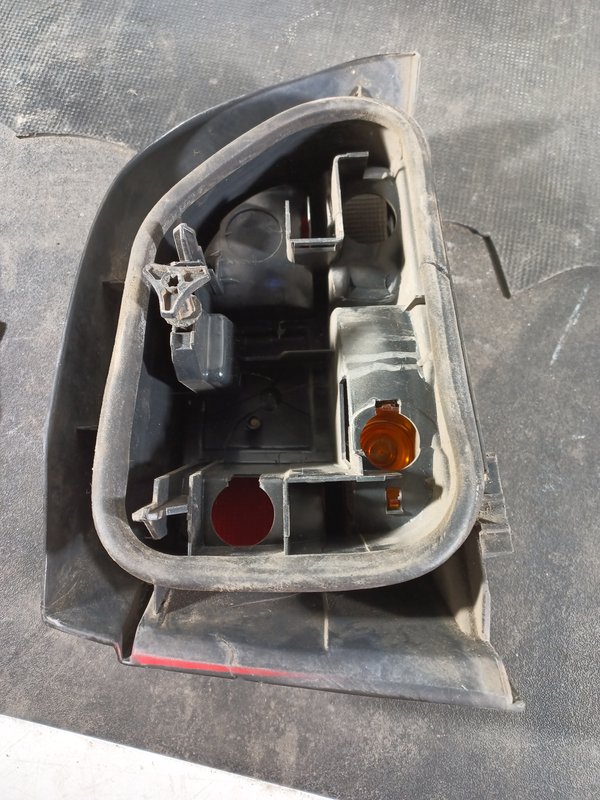 Farolim Trazeiro RENAULT CLIO I DIR 7700796118