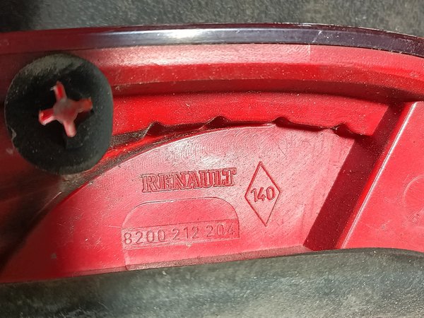 Farolim Trazeiro RENAULT MODUS DIR 8200212204