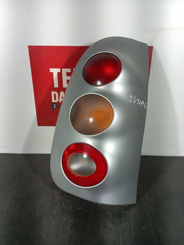 Farolim Trazeiro SMART FORTWO 450 DIR 253032R