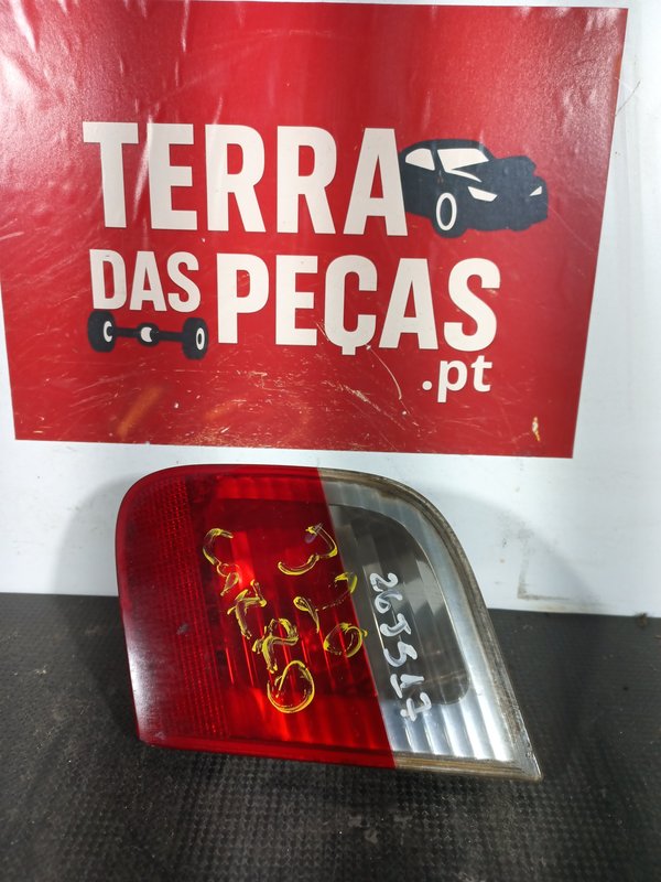 Farolim Trazeiro BMW S3 E46 DIR 6910538