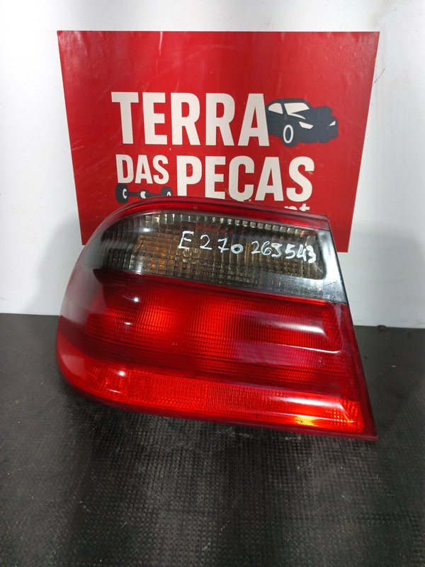 Farolim Trazeiro MERCEDES CLASSE E W210 ESQ A2108208164