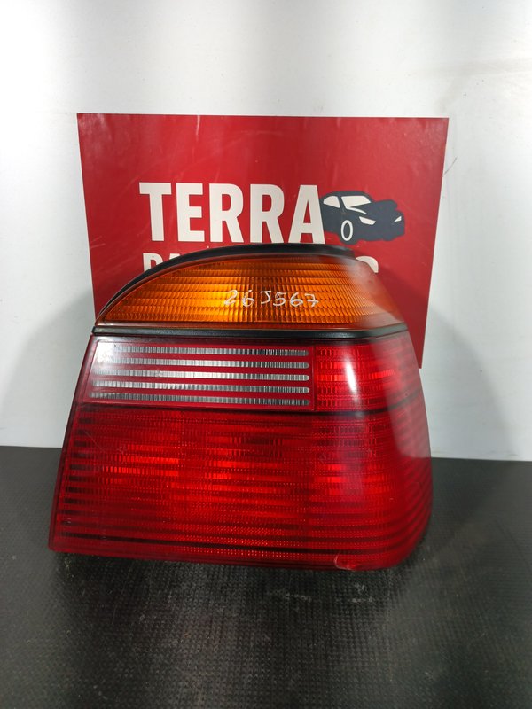 Farolim Trazeiro VW Golf III DIR 1H6945520