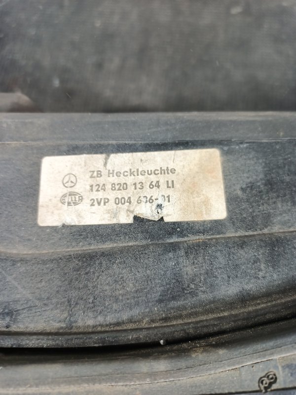 Farolim Trazeiro MERCEDES CLASSE E W124 ESQ 1248201364
