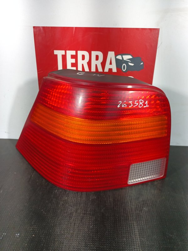 Farolim Trazeiro VW GOLF IV DIR 1J6945096Q