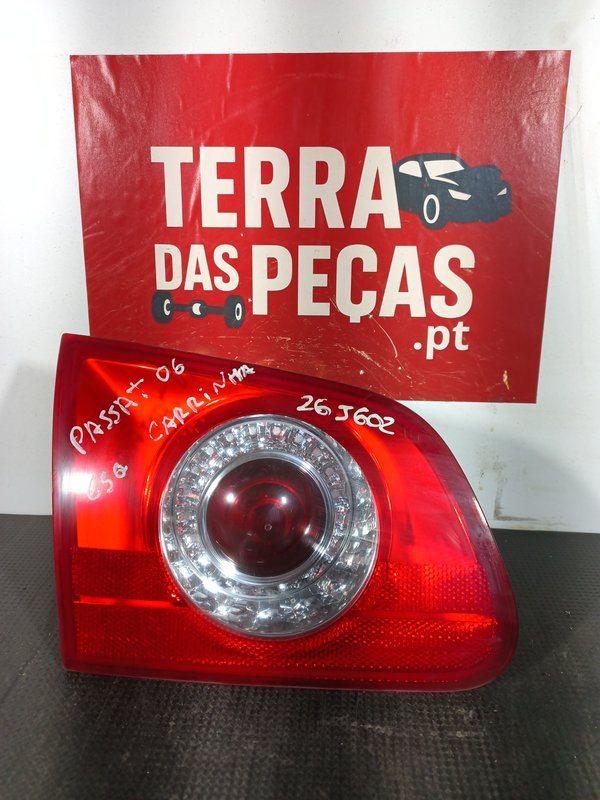Farolim Trazeiro VW PASSAT B6 ESQ 3C9945093
