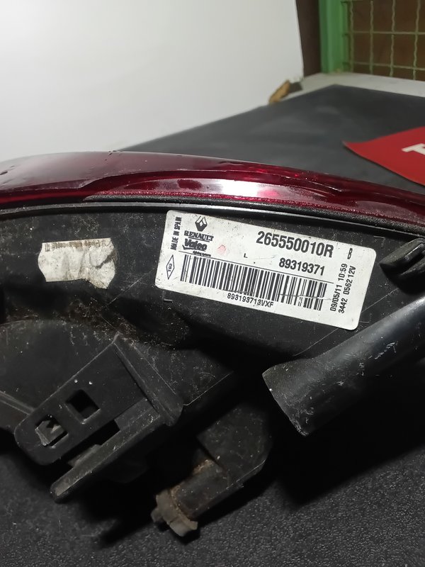 Farolim Trazeiro Renault Megane III SW 265550010R