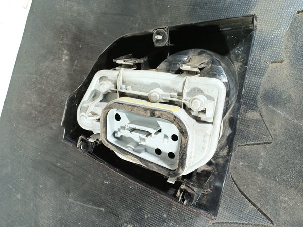 Farolim Trazeiro VW POLO IV DIR 6Q6945258A