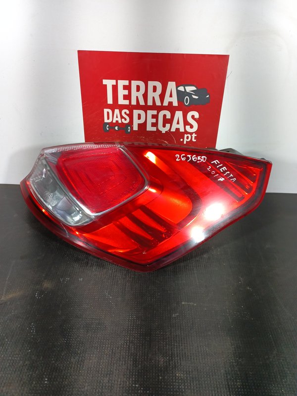 Farolim Trazeiro FORD FIESTA VII C1BB13404AE