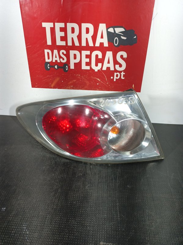 Farolim Trazeiro MAZDA 6 ESQ 22061971