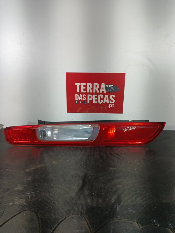Farolim Trazeiro FORD FOCUS II ESQ 4M5113405A