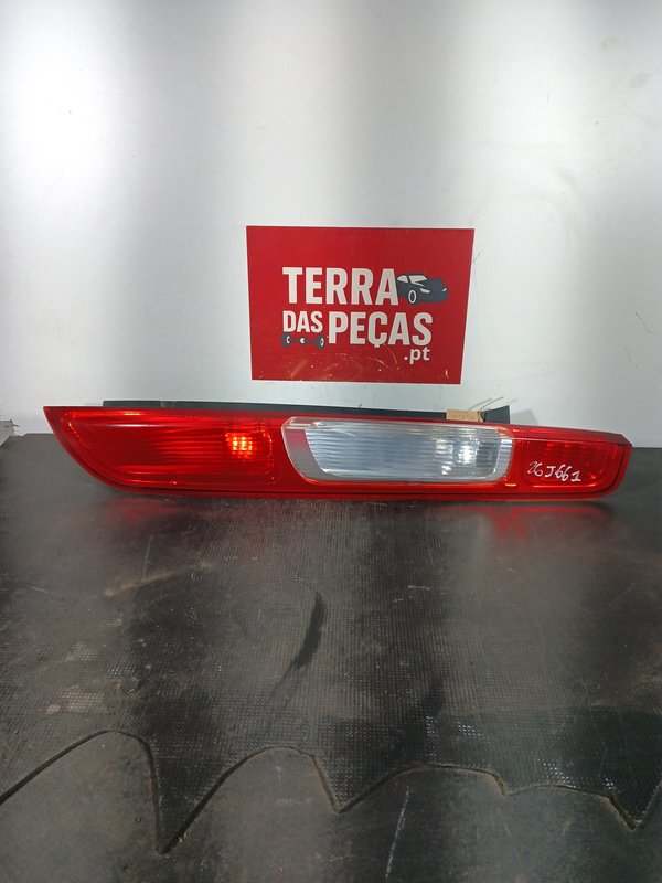 Farolim Trazeiro FORD FOCUS II DIR 4M5113404A