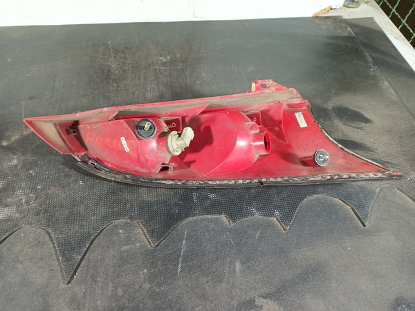 Farolim Trazeiro FORD FOCUS I ESQ XS4X13405AC