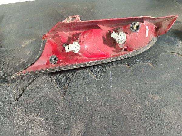 Farolim Trazeiro FORD FOCUS MK1 DIR 1M5113404