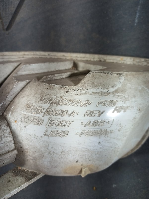 Farolim Trazeiro FORD FOCUS DIR 1M5115K272A