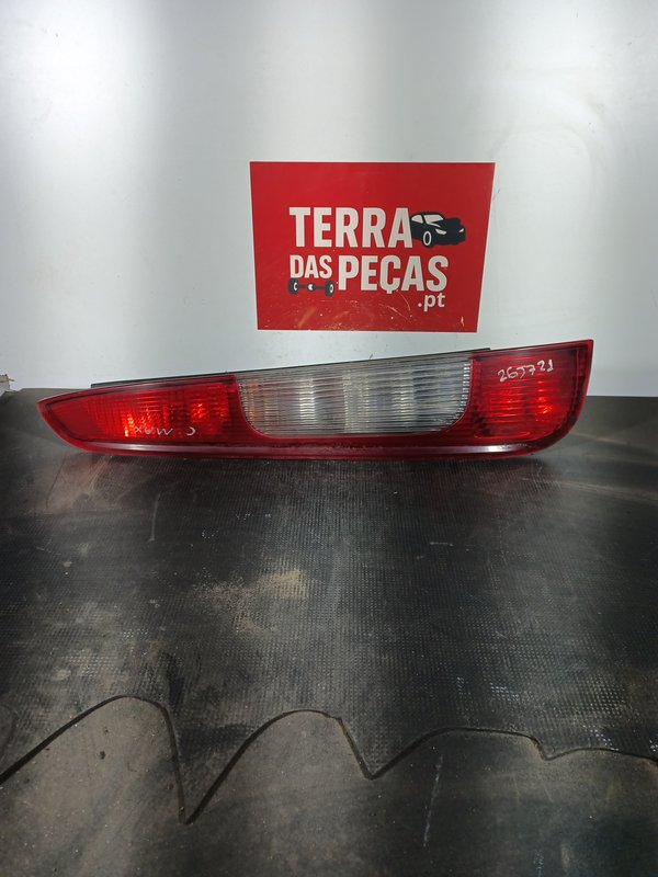Farolim Trazeiro FORD C-MAX ESQ 3M5113N411AA