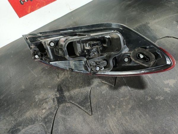 Farolim Trazeiro RENAULT MEGANE III DIR 265500008R