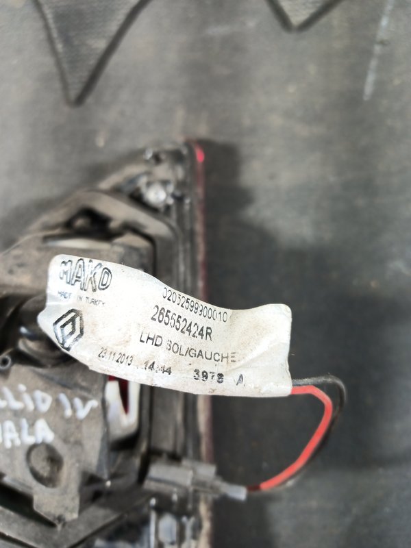 Farolim Trazeiro RENAULT CLIO IV ESQ 265552424R