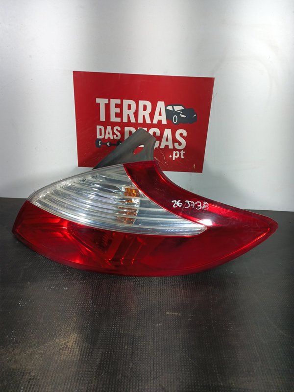 Farolim Trazeiro RENAULT MEGANE III DIR 265500007R