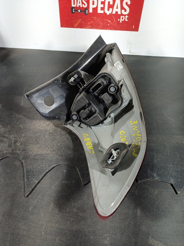 Farolim Trazeiro RENAULT MEGANE III DIR 265500007R
